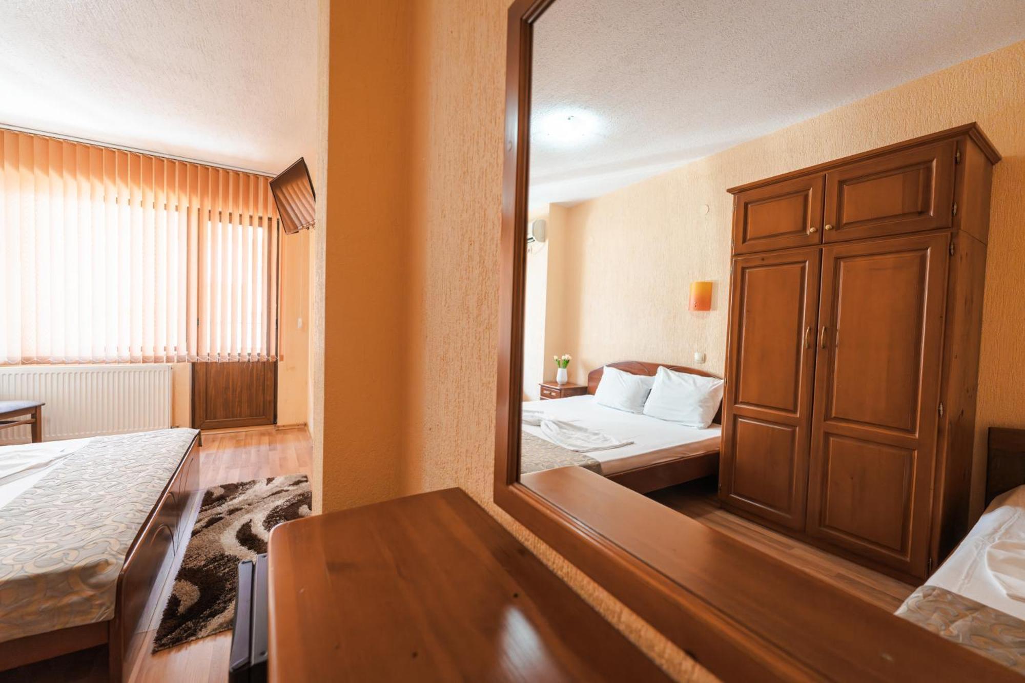 Sveti Georgi Hotel Sandanski Exteriör bild